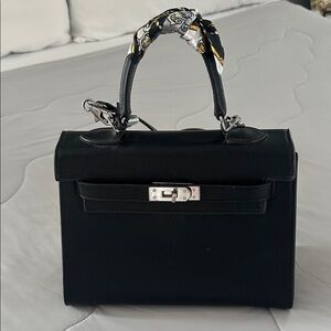 Elegant Black Handbag